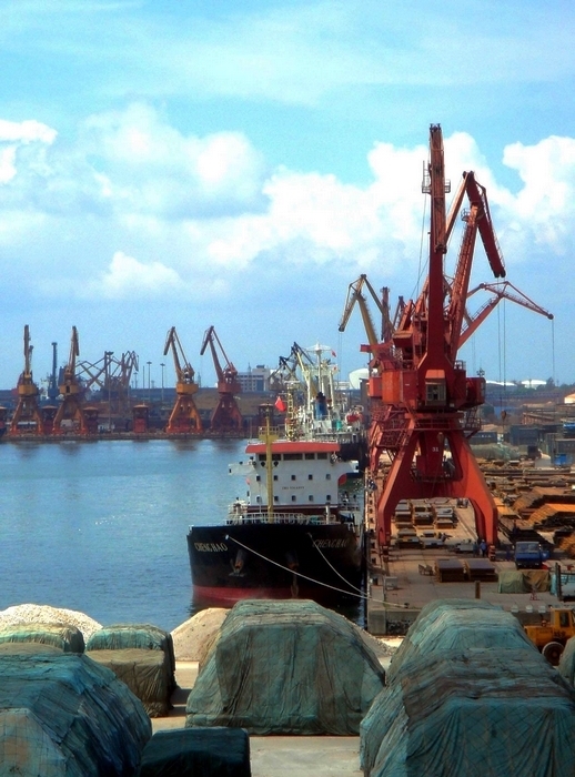 湛江港口码头照片图片