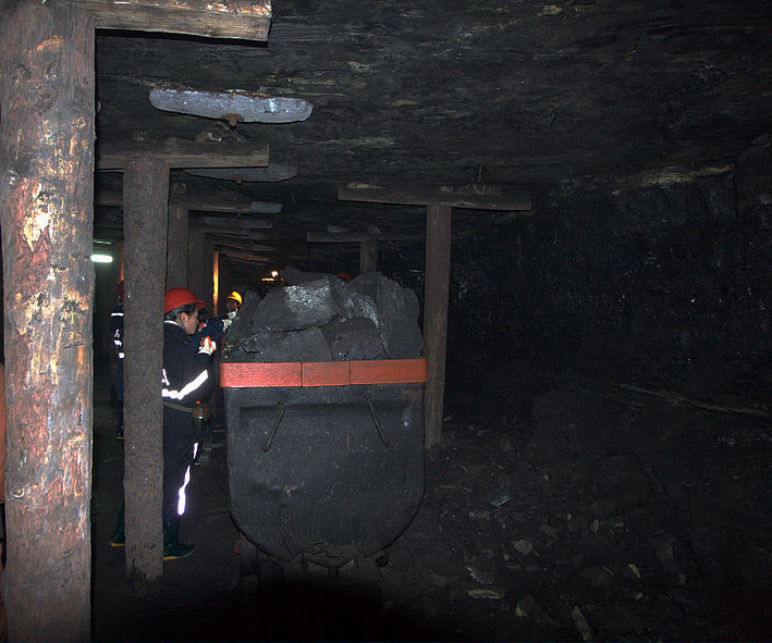 陕西红石岩煤矿图片