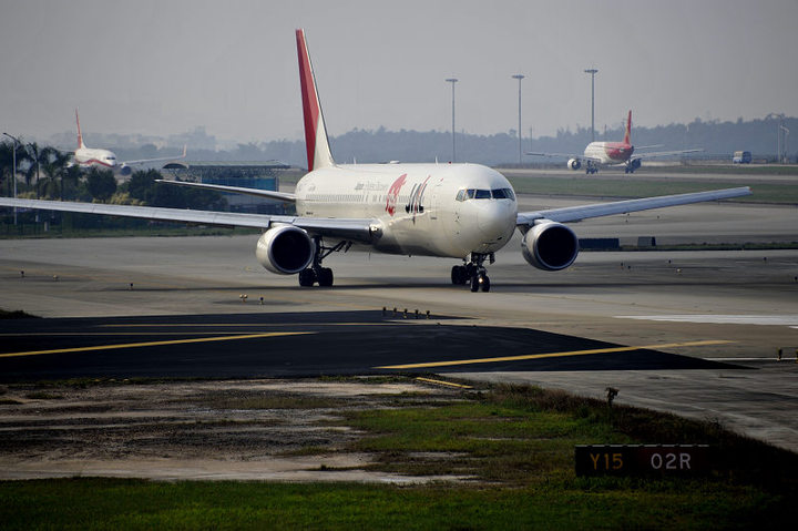 պBoeing 767-300 (JA-612J)