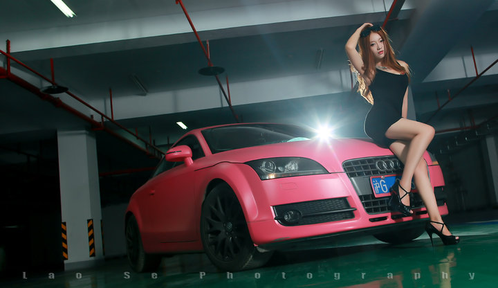 Sexy Yuka & Audi TT