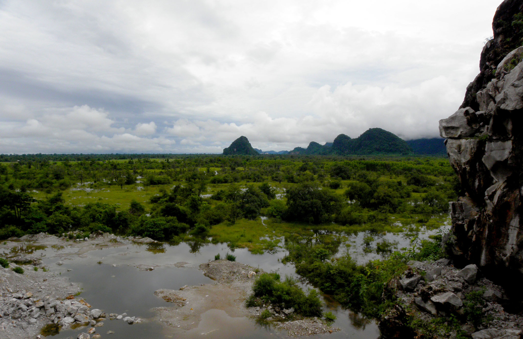 【雨后即景摄影图片】老挝甘蒙省风光摄影