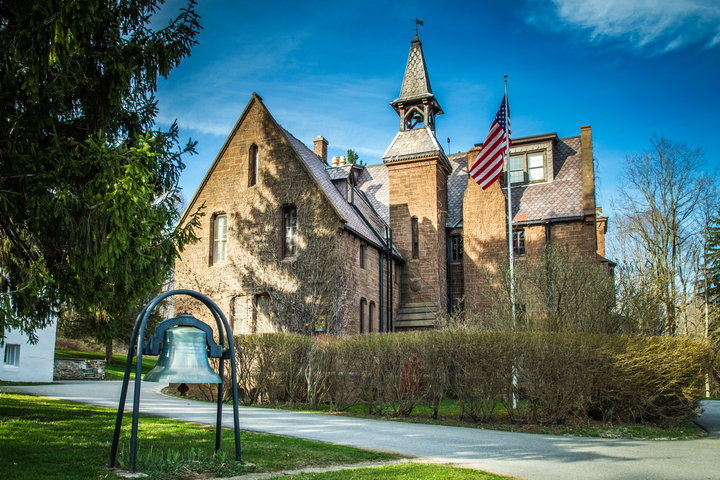 Hoosic School