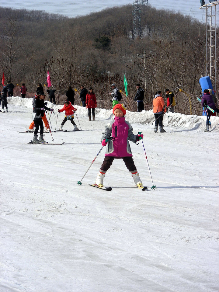 晋阳湖滑雪图片
