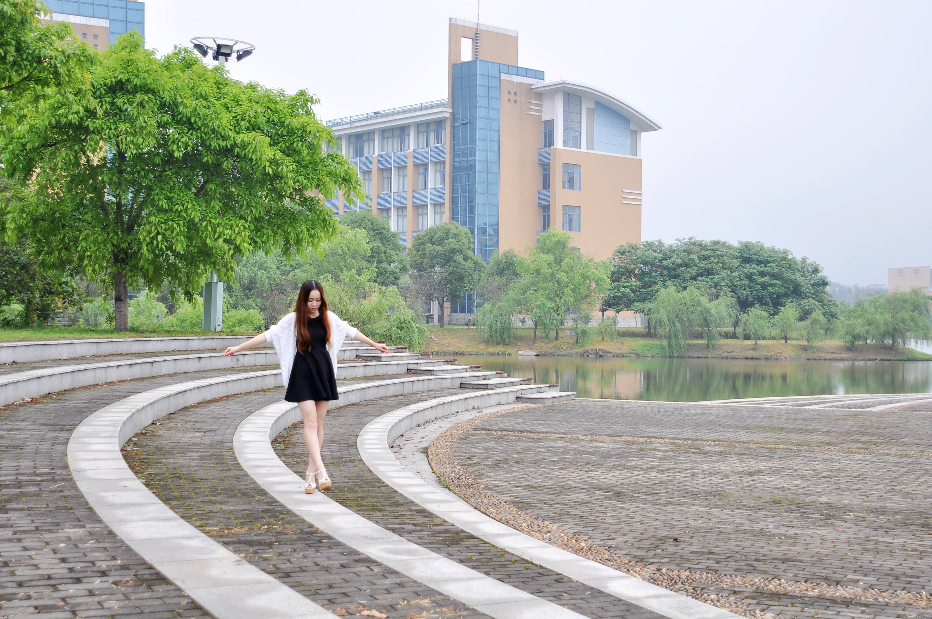 【校园女生摄影图片】福州大学城闽江学院人像摄影