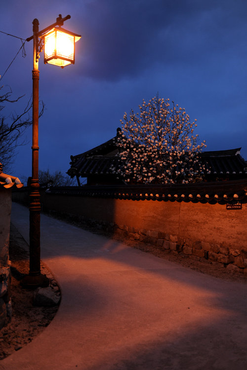 13韩国-夜幕降临河回村