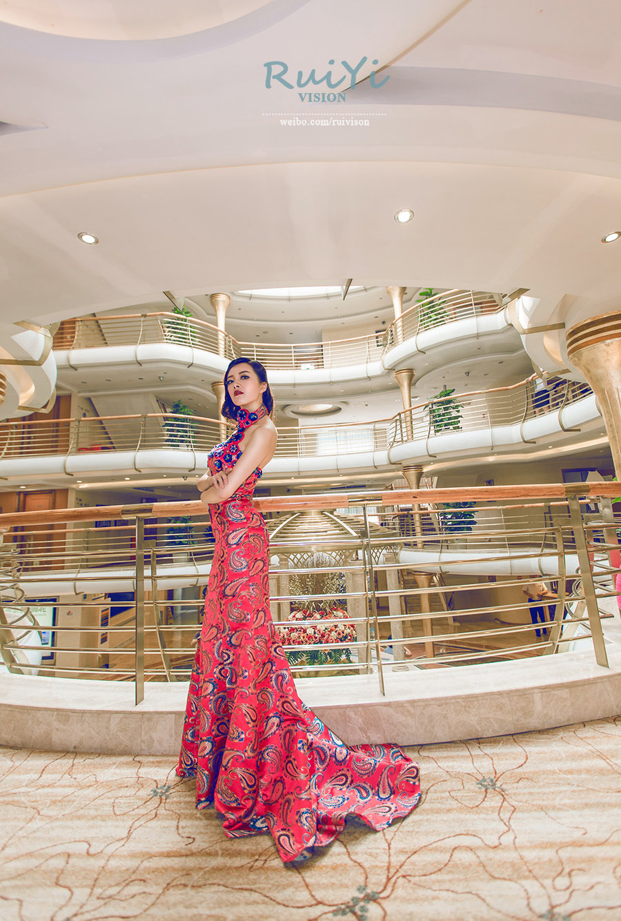 【黄金号游轮的奢华盛宴摄影图片】黄金2号游轮人像摄影_太平洋电脑网