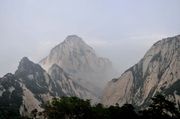 险峻奇峰——华山