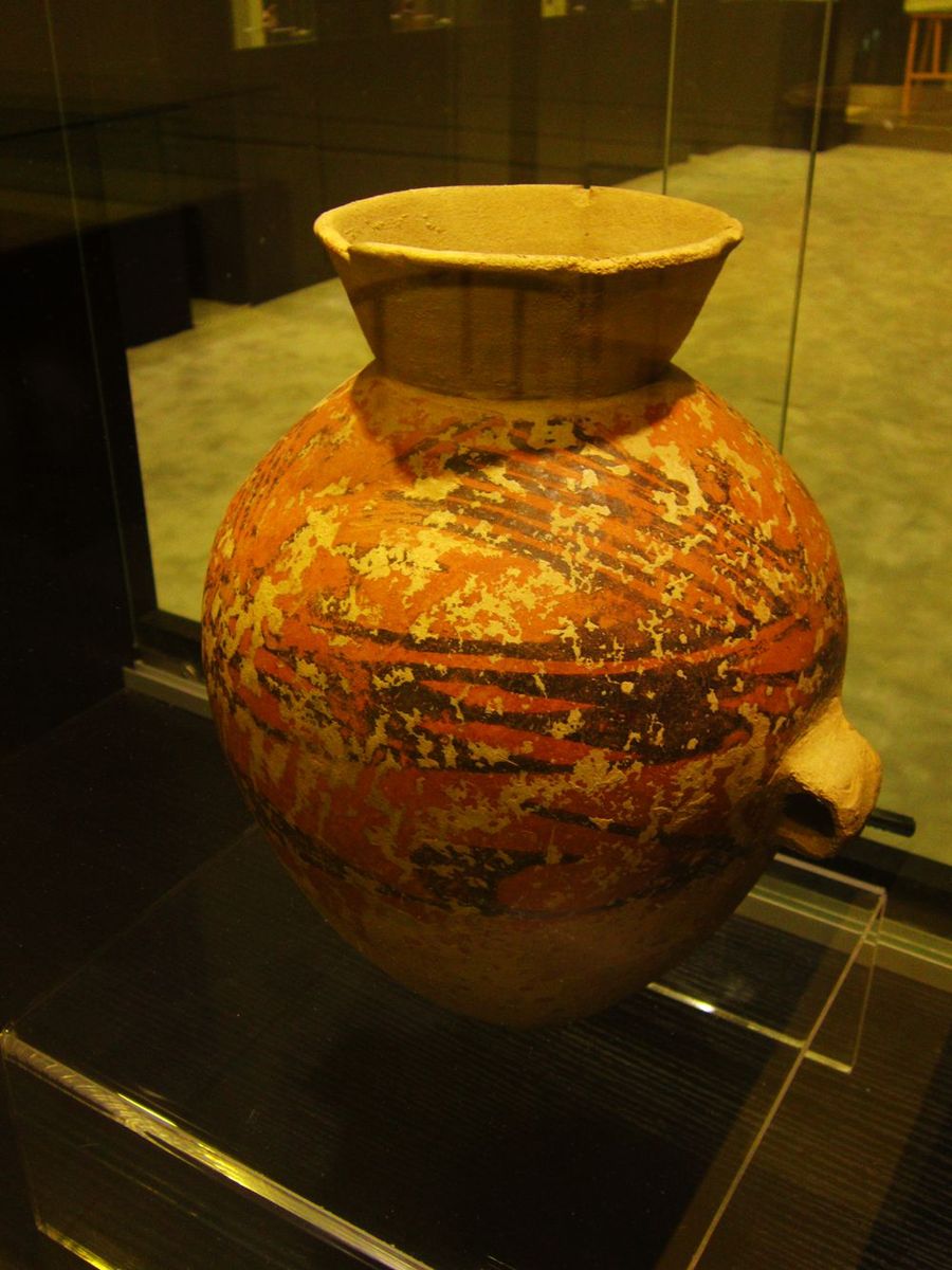 红山文化红陶图片