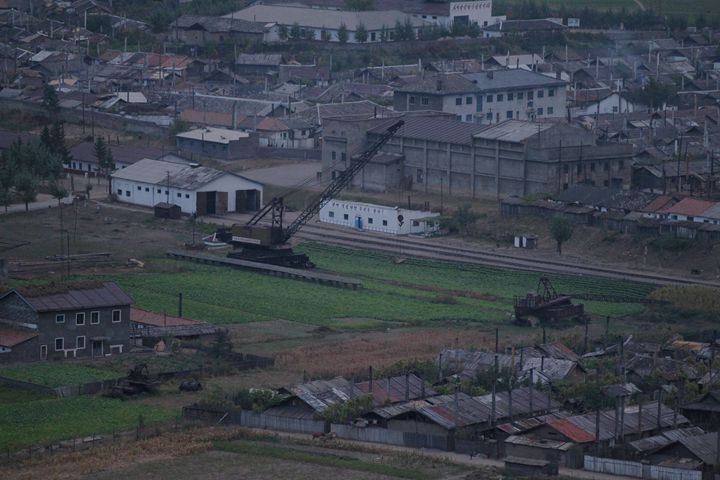 朝鲜茂山图片