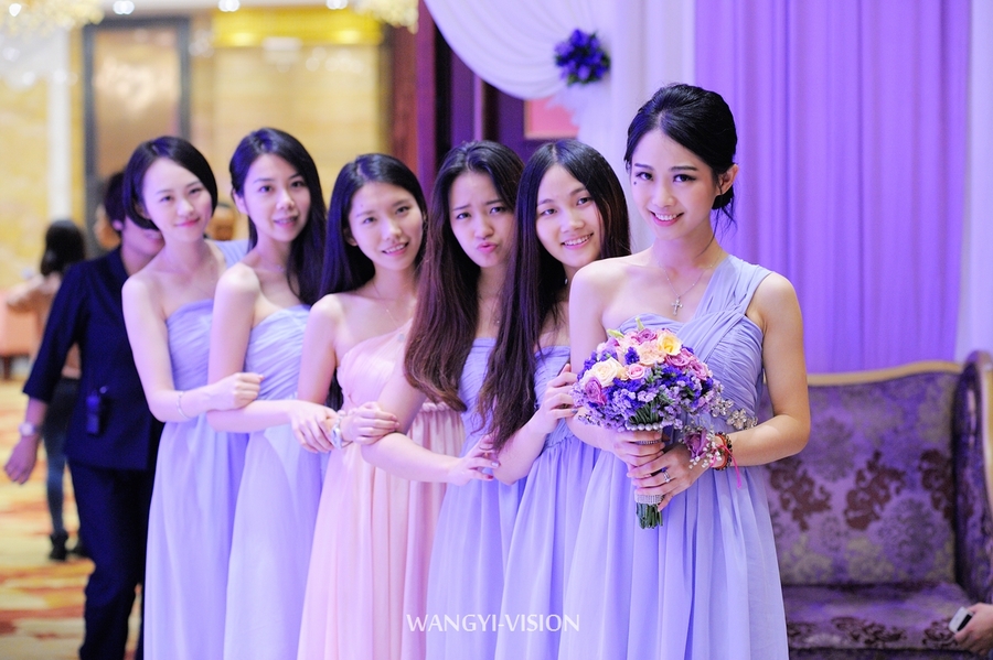 ־&