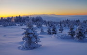 白雪的童话------走进雪岭之日出前后