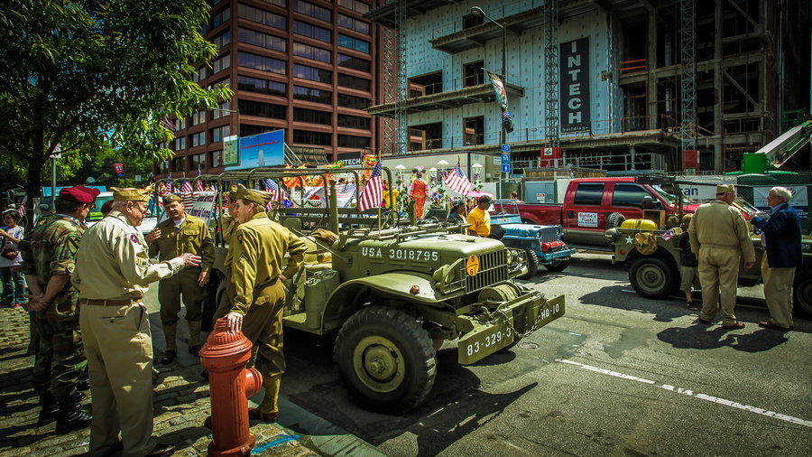 2009 July 4th Parade in Historic Philadelphia ()