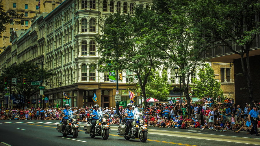 2009 July 4th Parade in Historic Philadelphia ()