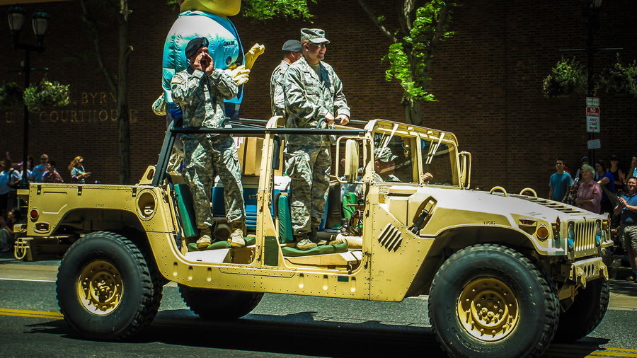 2009 July 4th Parade in Historic Philadelphia ()