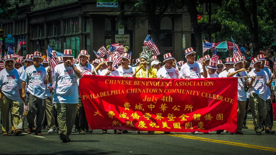 2009 July 4th Parade in Historic Philadelphia ()