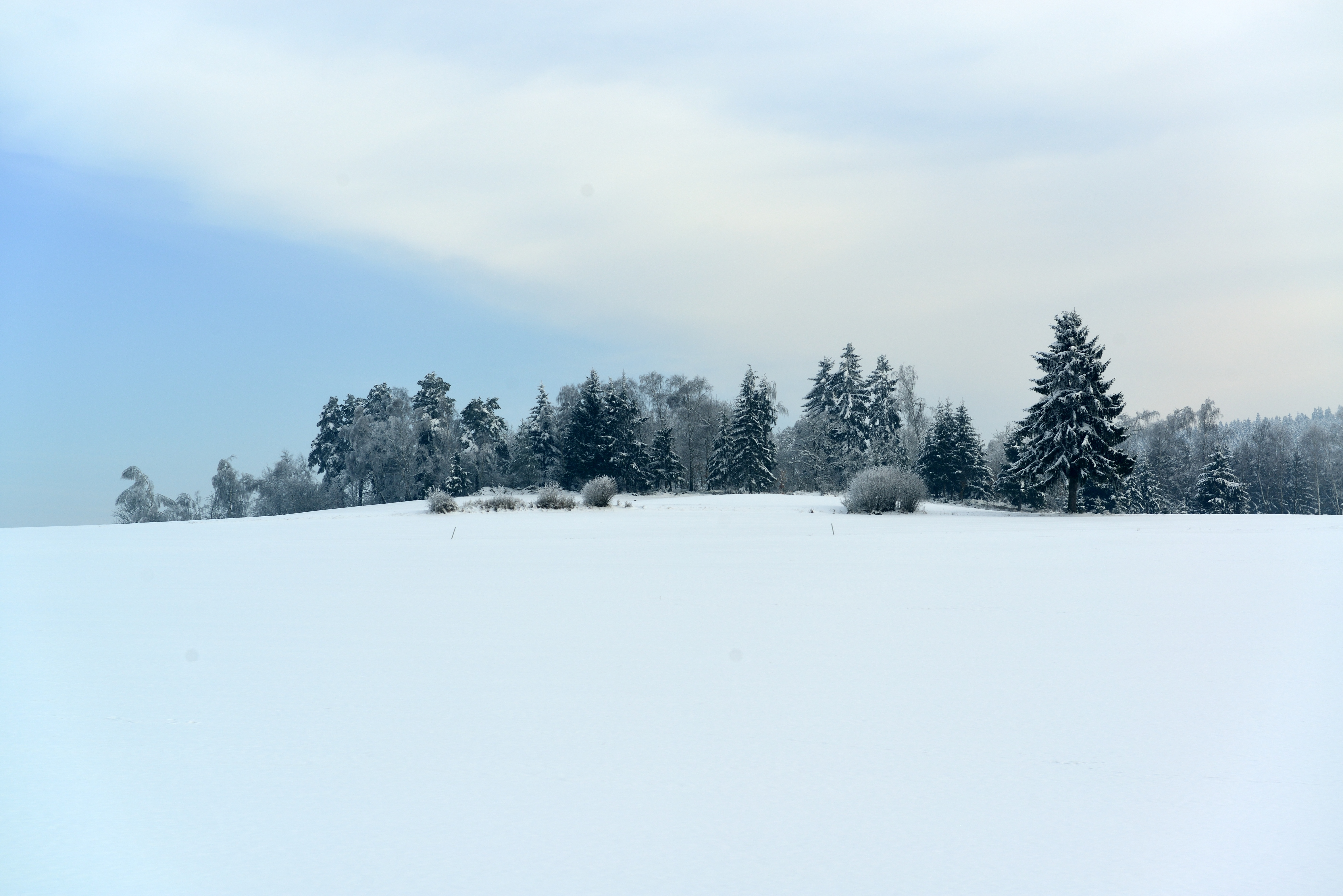 东欧雪景美