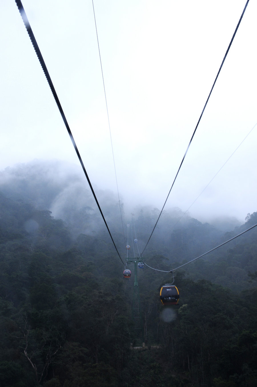 巴拿山索道图片