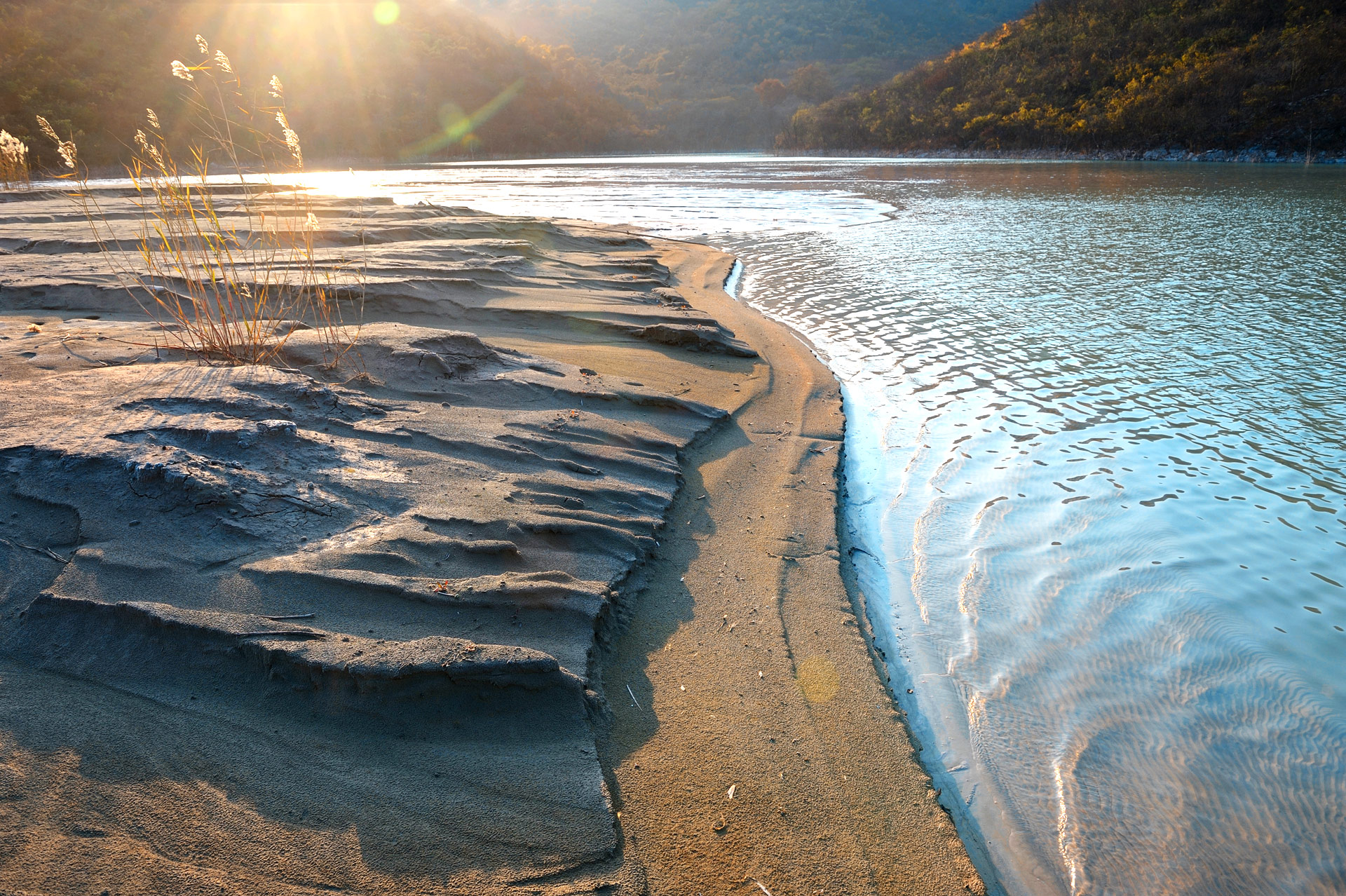 沿海沙坝的形成原理图片