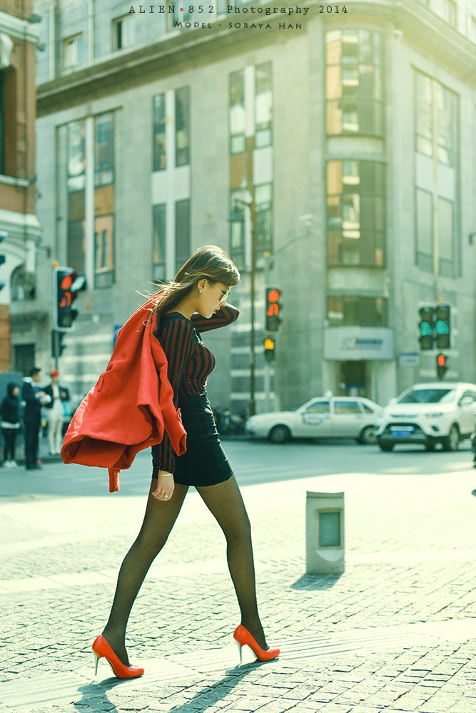 CITY GIRL - Soraya Han