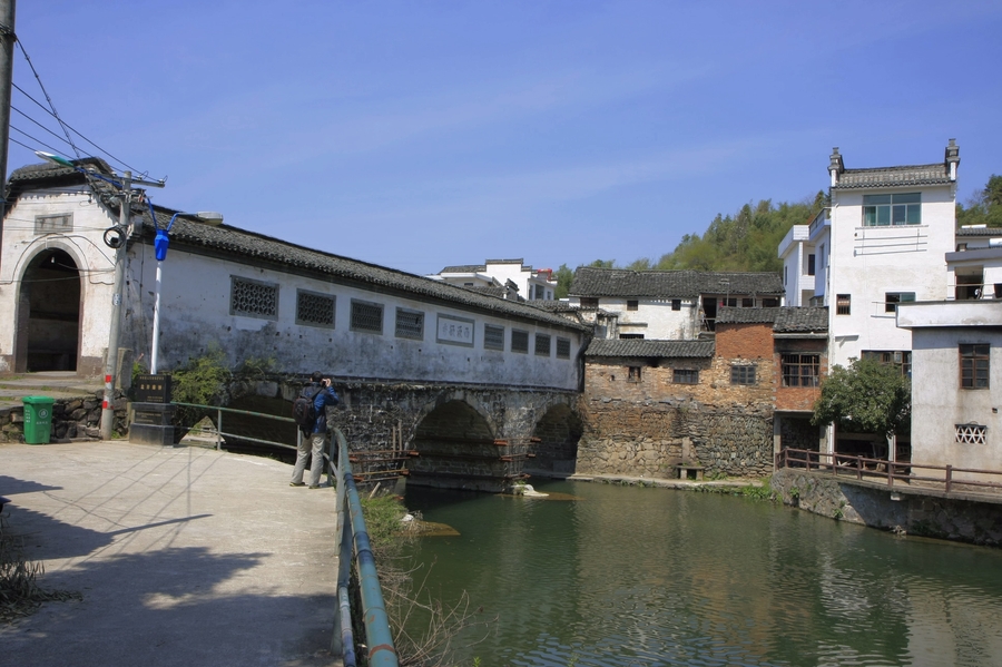 春遊石潭之北岸廊橋