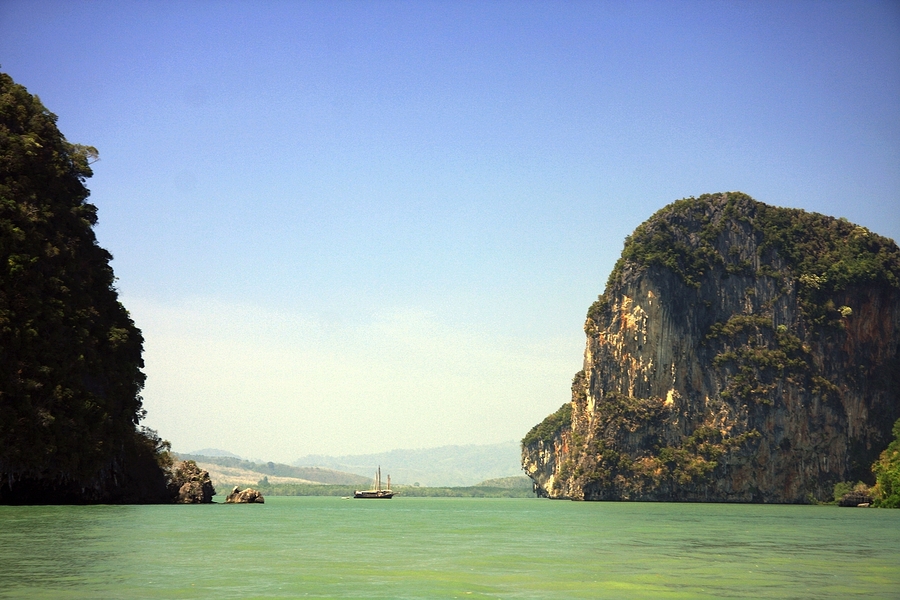 ȺHONG and PANAK Island