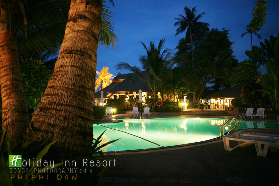 Holiday lnn  Resort