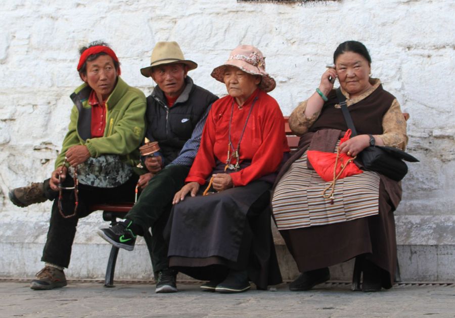 People on the bench,2nd