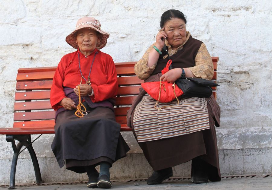 People on the bench,2nd