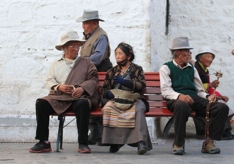 People on the bench,2nd