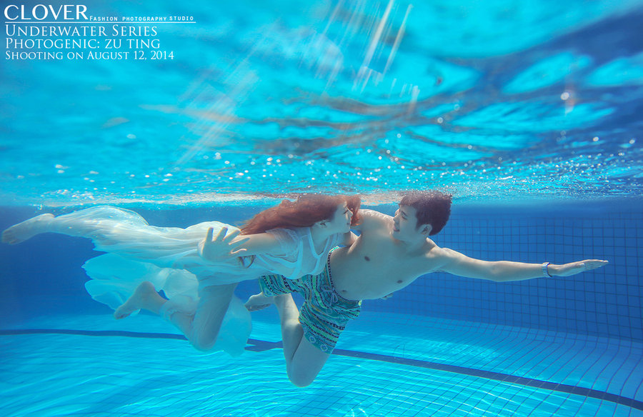 Underwater wedding