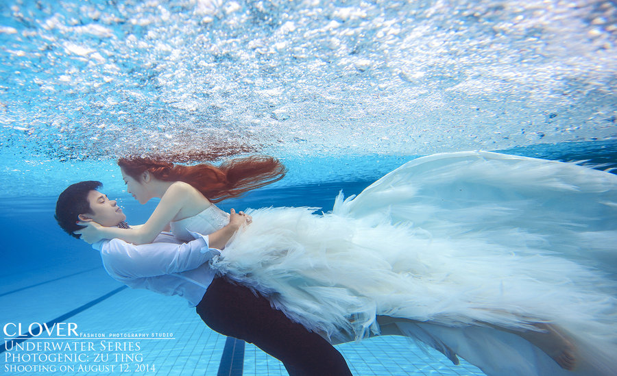 Underwater wedding