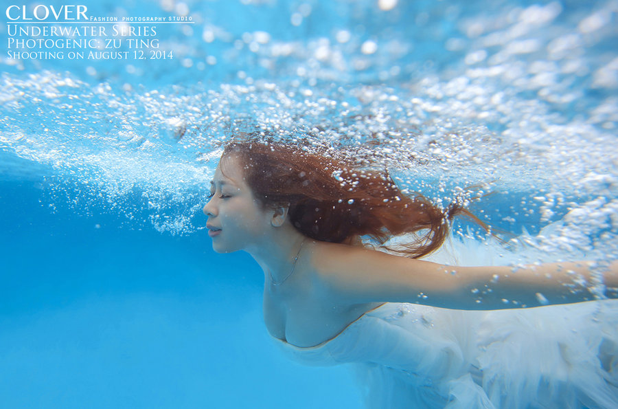 Underwater wedding