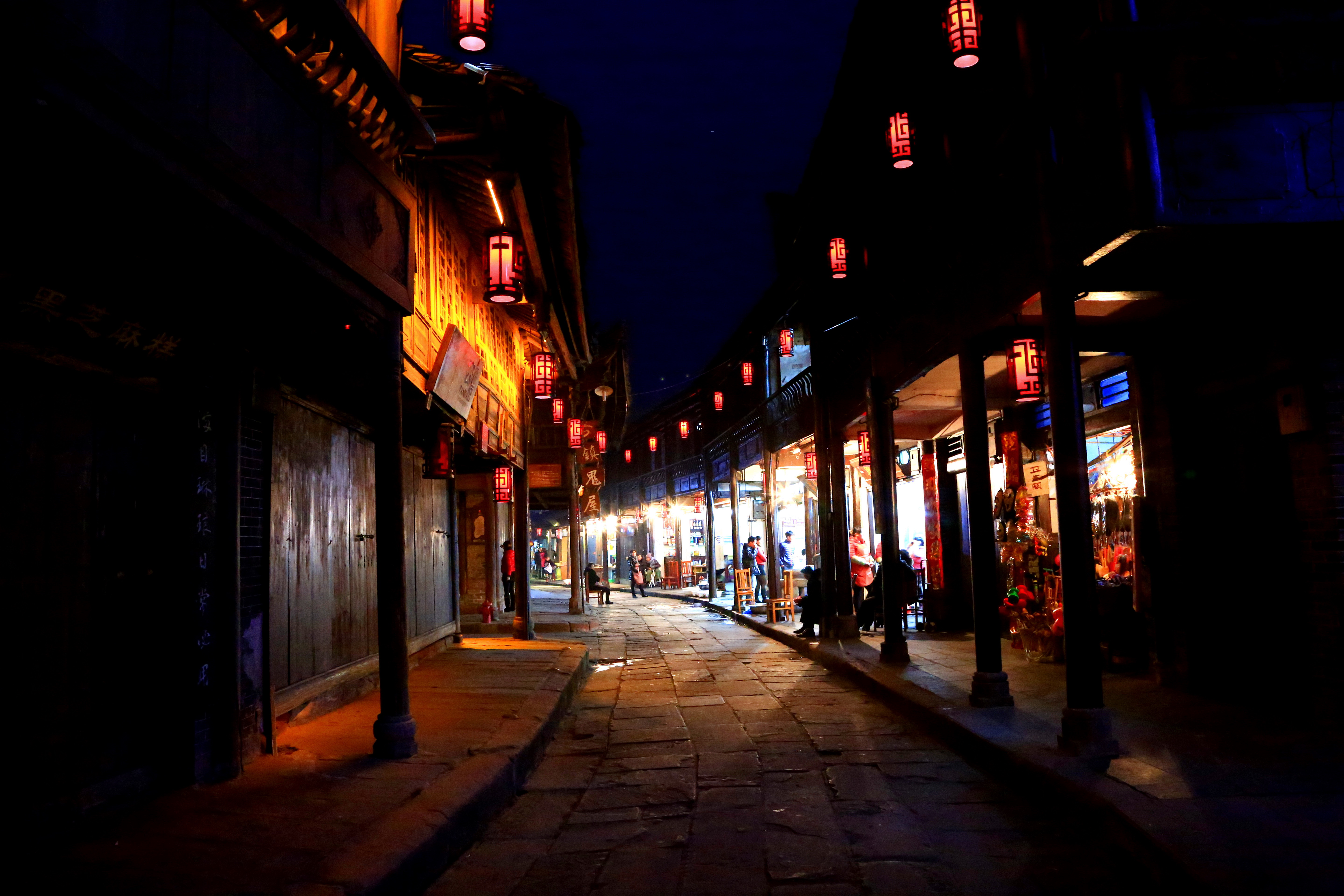 诸葛古镇夜景图片