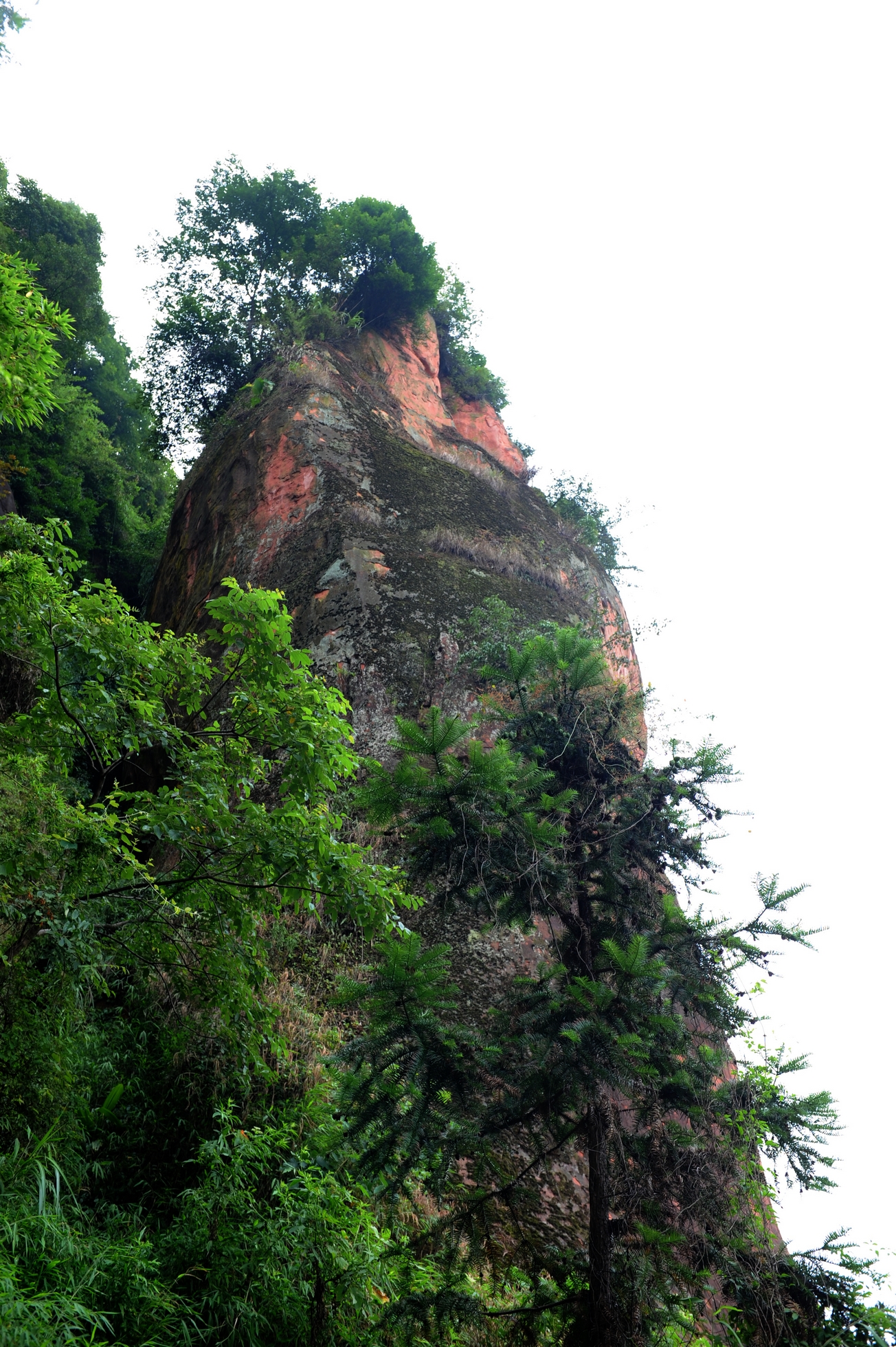 红岩山风光