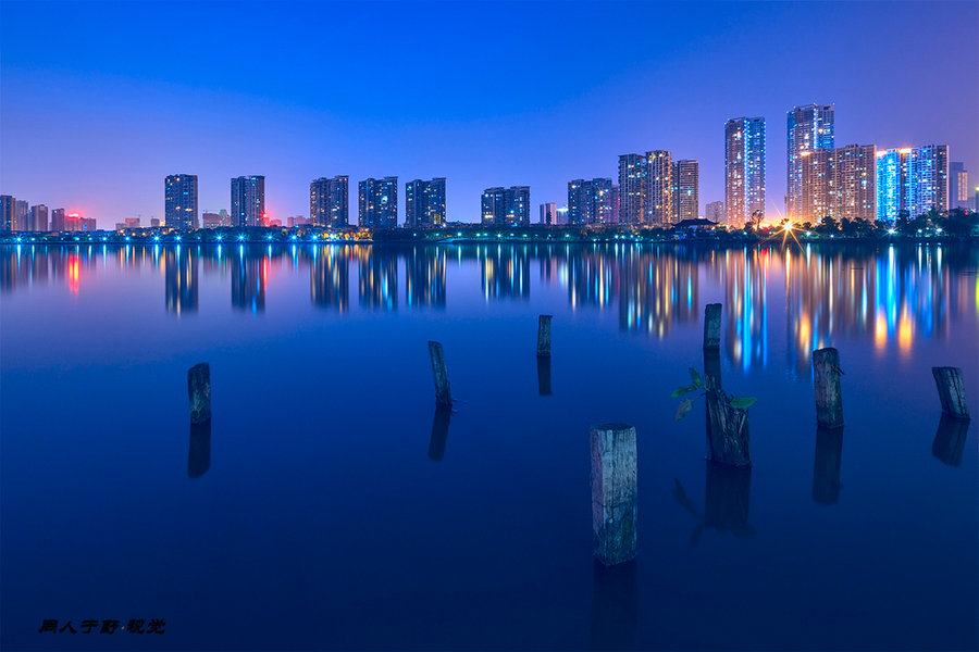 武汉沙湖夜景