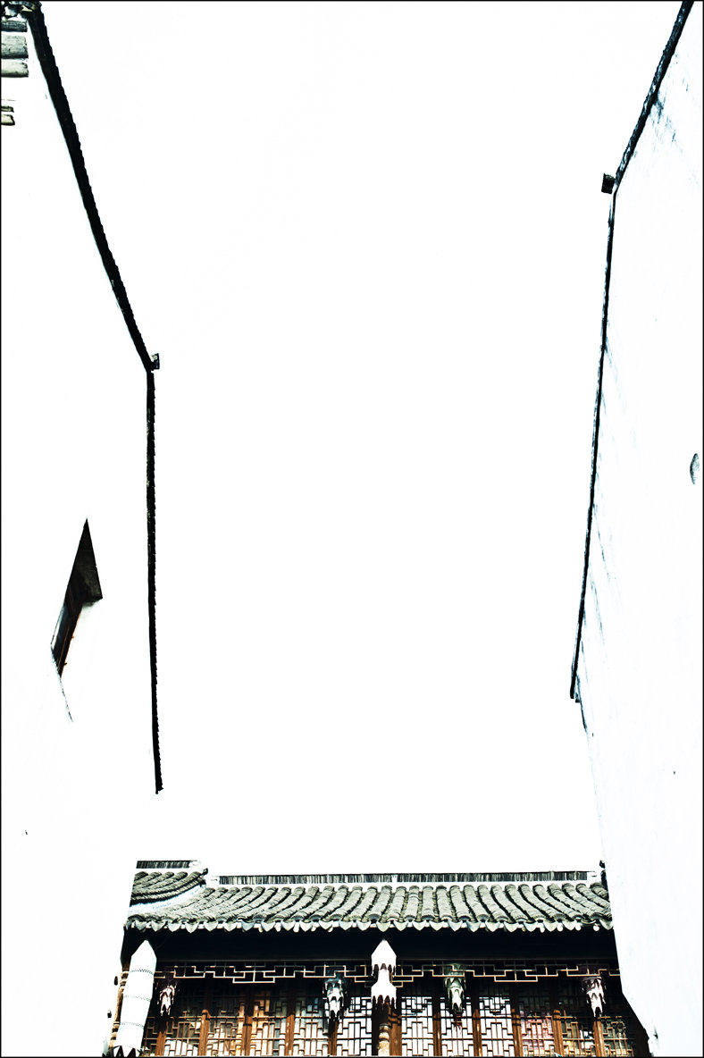 Լ