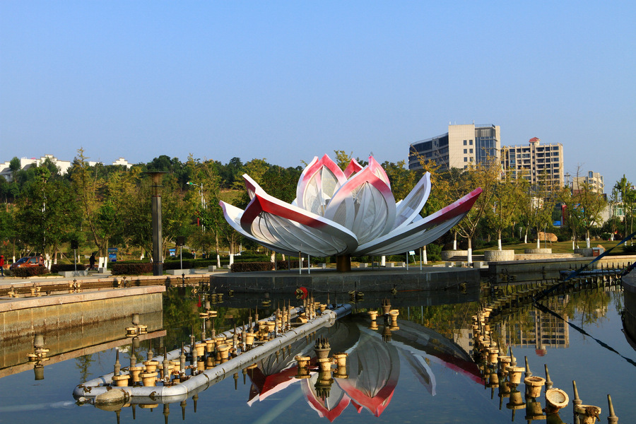爱莲广场