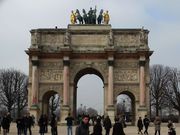 卢浮宫的凯旋门