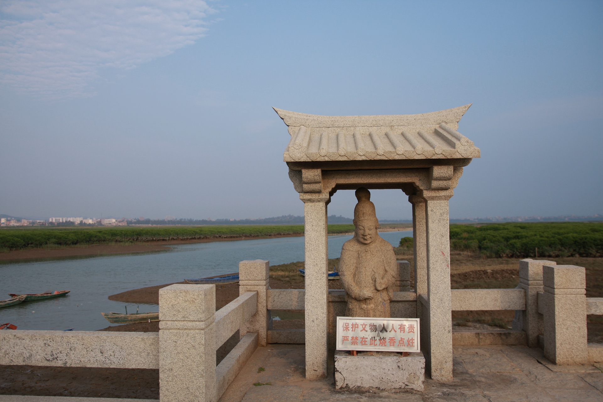 中國最早跨海石橋:泉州洛陽橋