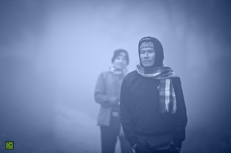 尼泊尔——雾漫乡村