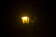 夜——回廊上的小灯盏