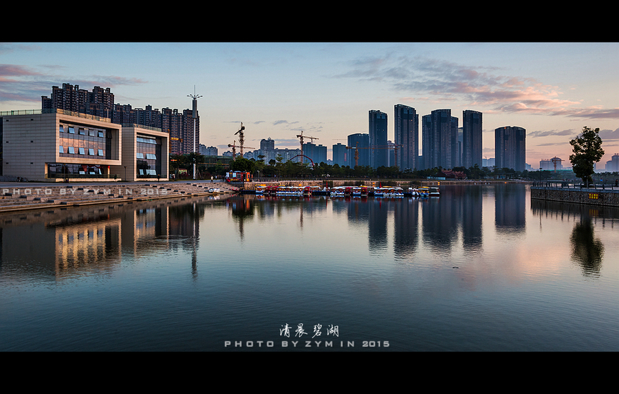 峿̺