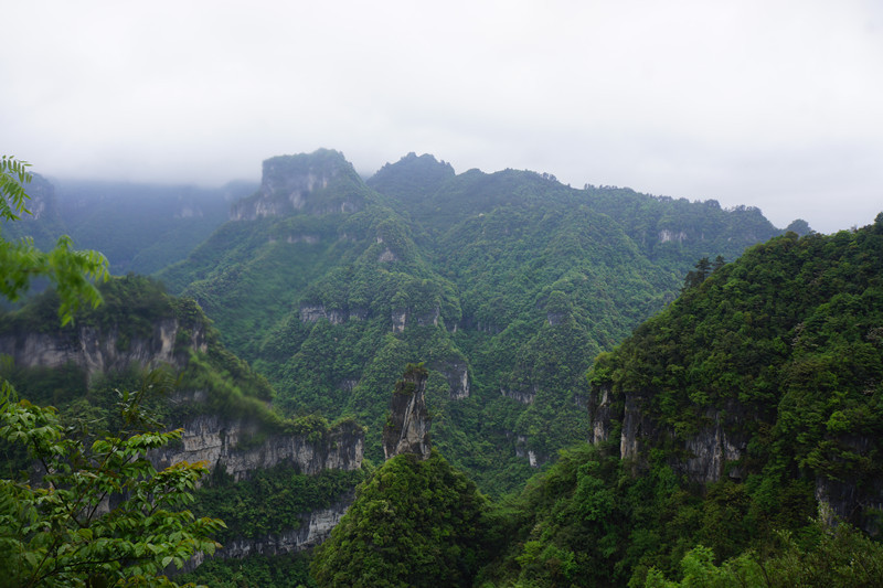 穿越六龙山南峡谷