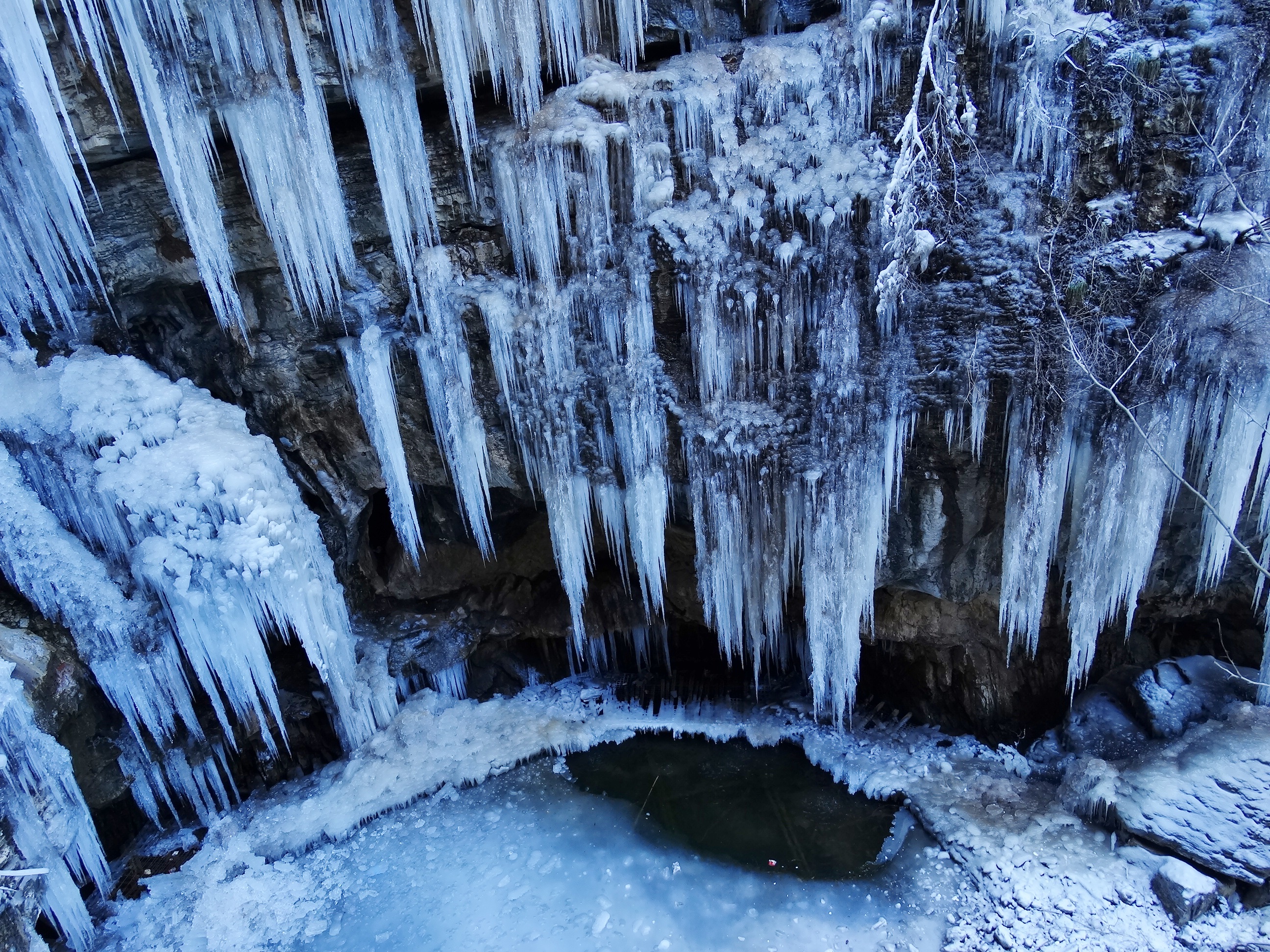 小石棚大槽峪冰瀑布图片