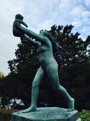挪威维格兰公园的人体雕塑