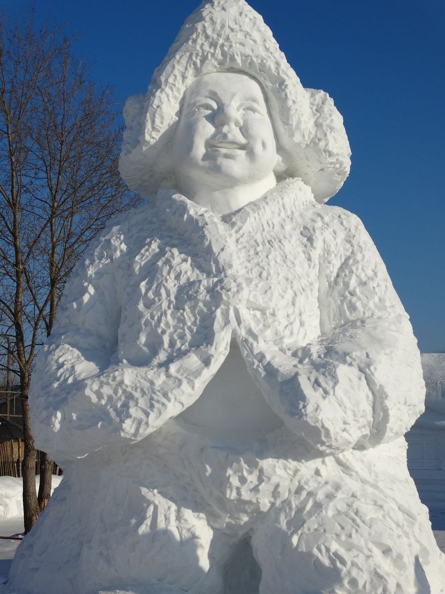 雪雕图片人物图片