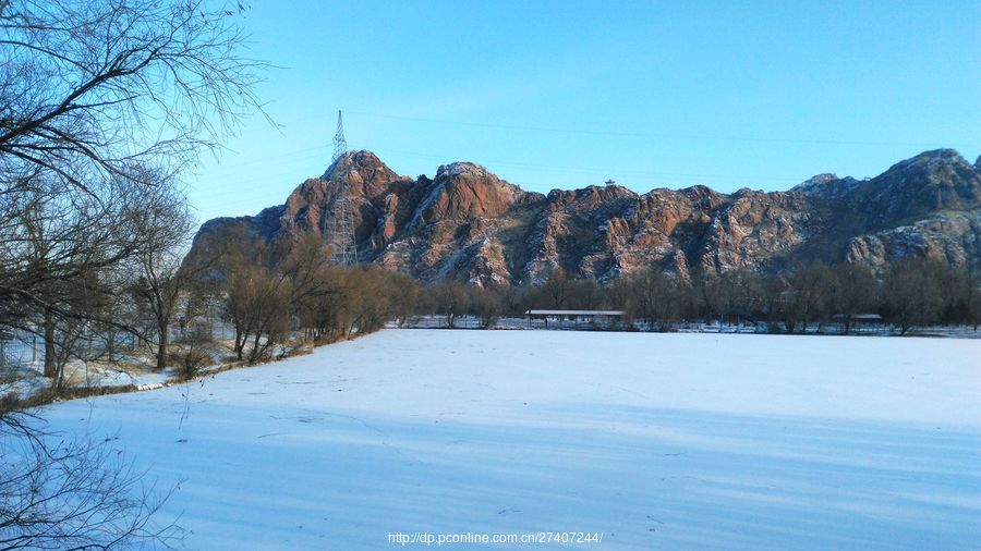 赤峰红山公园冰雪图片