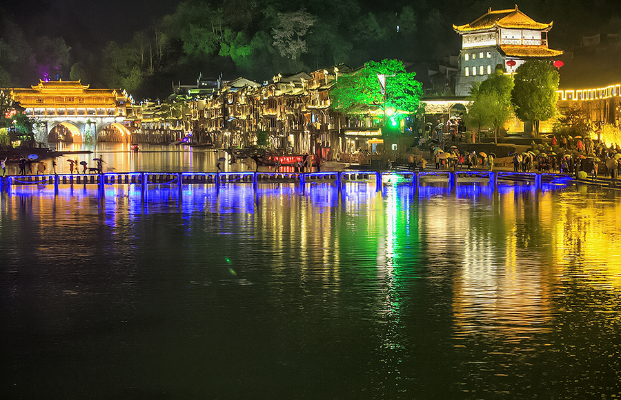 秀美 古樸 璀璨 夢幻(湖南鳳凰古城夜景)