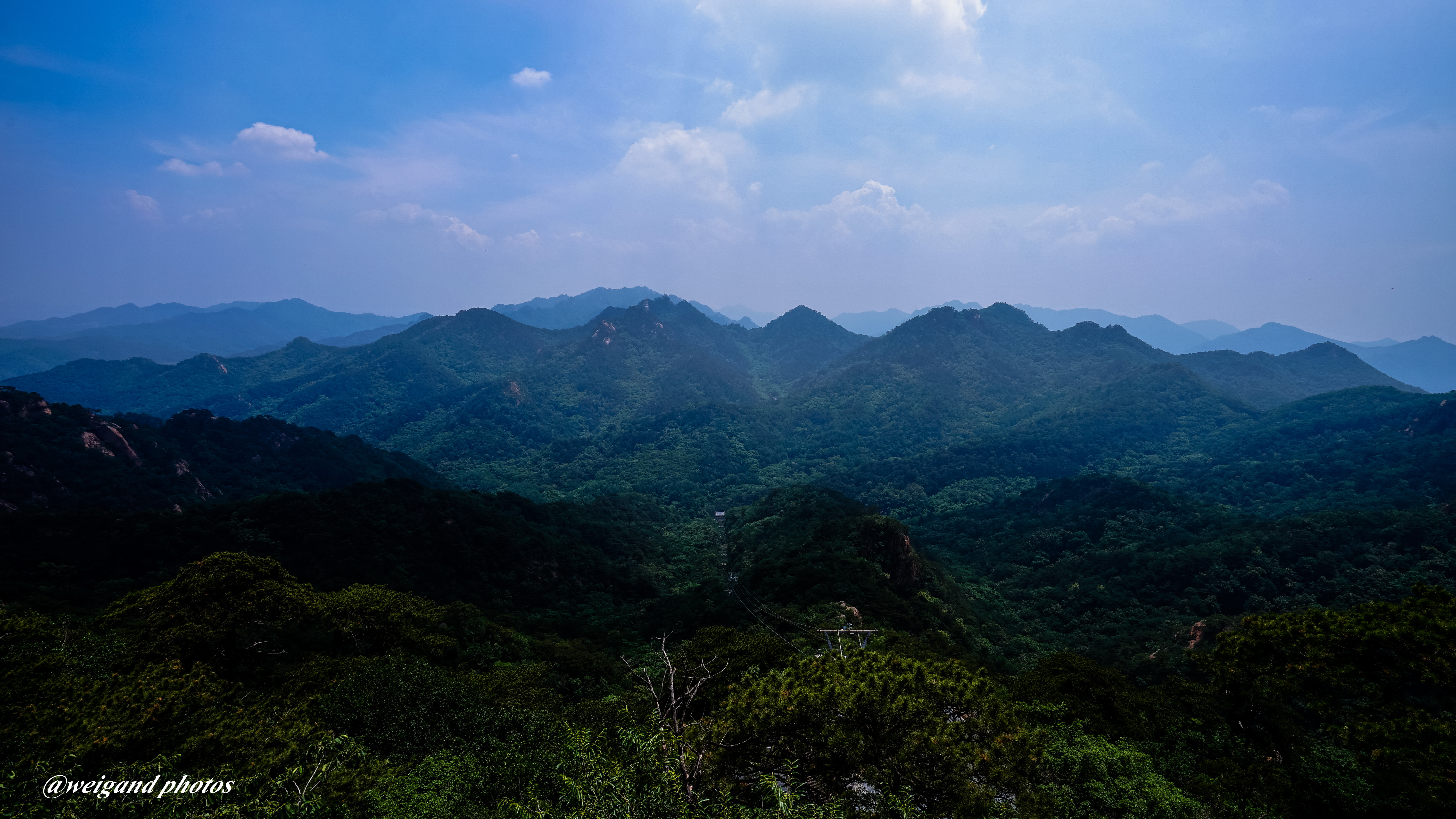 千山山脉图片