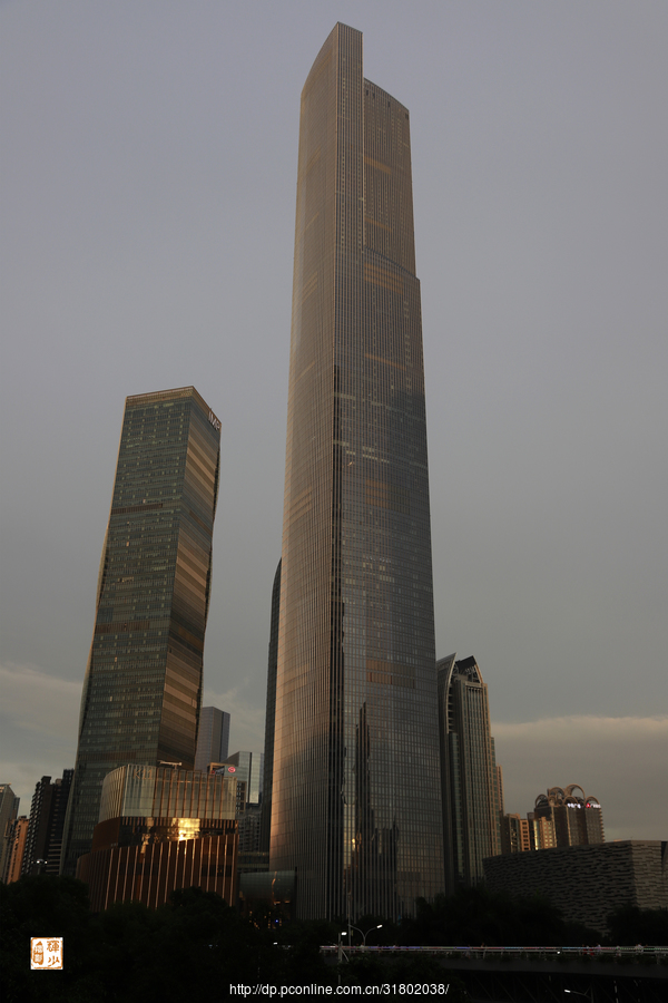 ǻ
